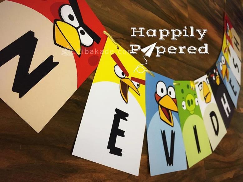 تم تولد پرندگان خشمگین - Angry Birds